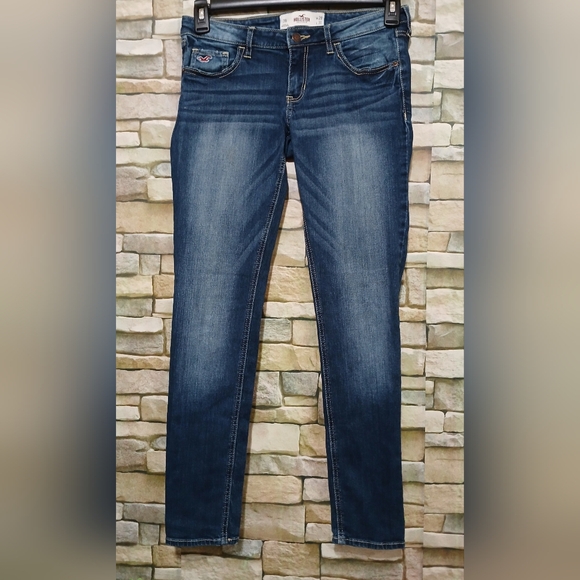 Hollister Denim - HOLLISTER Blue Skinny Jeans with Modern Distressed Look